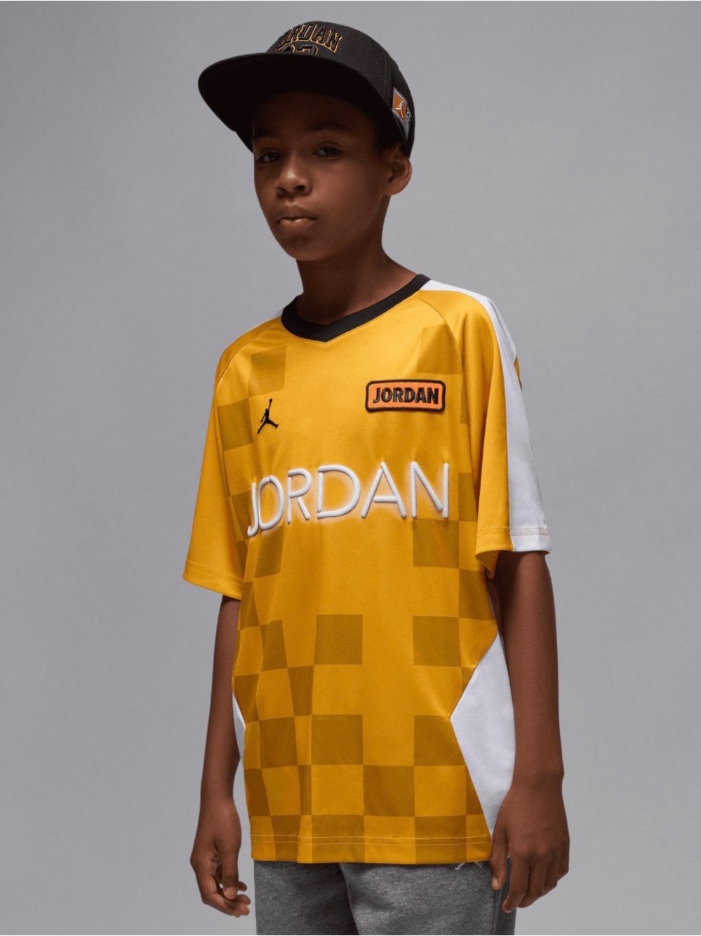 NWOT Jordan Nike Kids' Older Kids' Deep Dish Poly Shirt in Yellow XL